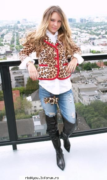 ucker belinda! loca x ucker
