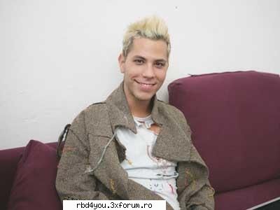 webnovela dulce amor! lui chris.si christian vrea fata(sau mai care fie iubirea vietii lui.foarte loca x ucker