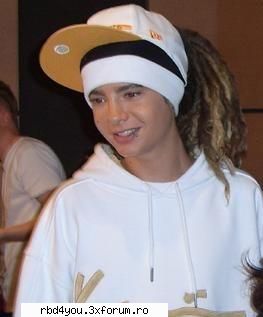 tokio hotel poza tom ..::DuLcEsItA GuRl::..