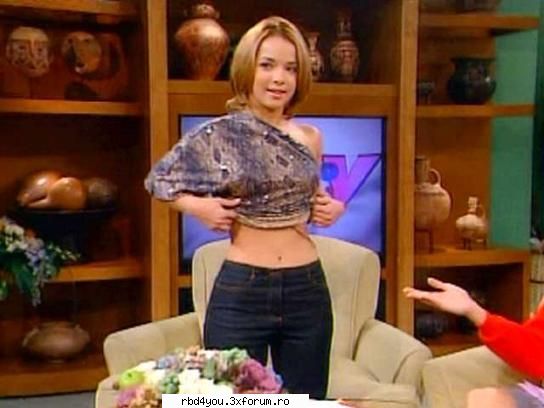 Adamari L�pez - hilary_vondy - AcToRi SI AcTriTzE