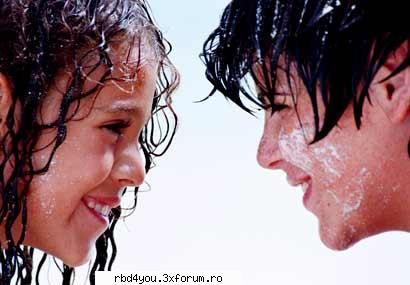 Amy,fetita cu ghiozdanul albeastru! - hilary_vondy - novele:* intra si filmele:*