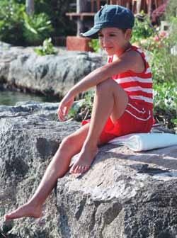 Amy,fetita cu ghiozdanul albeastru! - hilary_vondy - novele:* intra si filmele:*
