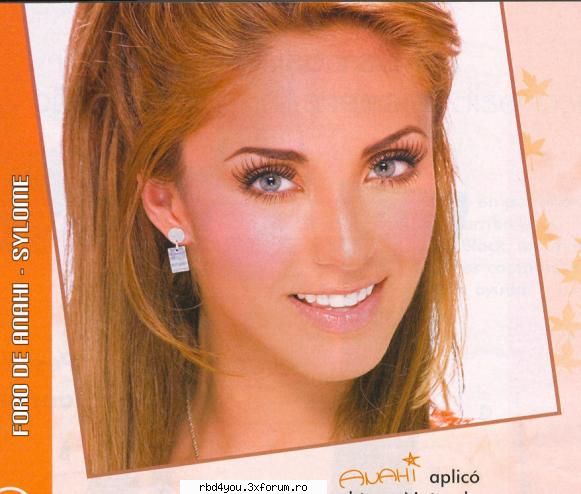 Anahi AVON - mie imi palce cum are aici parul prins:D =) - Anahi