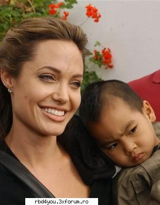 Angelina Jolie - elly_yummy_rbd - AcToRi SI AcTriTzE