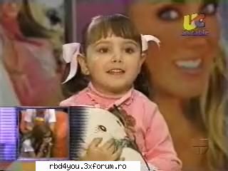 {{**AnnA PaulA-->TiTiTi!**}} - da...il adora p ponchis!!...c cute!!! - Anahi