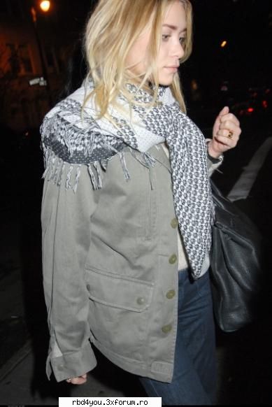 Ashley y Mary-Kate Olsen - hilary_vondy - AcToRi SI AcTriTzE