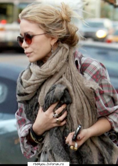 Ashley y Mary-Kate Olsen - hilary_vondy - AcToRi SI AcTriTzE