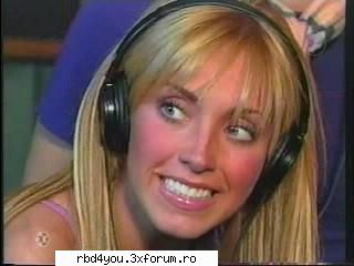 Capturi cu Mia colucci**~~(ANAHI) - RBD-Tras de mi Tengo un ticket sin regreso Y un - Anahi