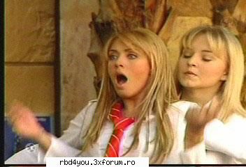 Capturi cu Mia colucci**~~(ANAHI) - o lesinat cand l-o vazut pe miguel ca spala - Anahi