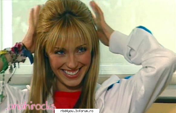 Capturi cu Mia colucci**~~(ANAHI) - anahi_rebelde - Anahi