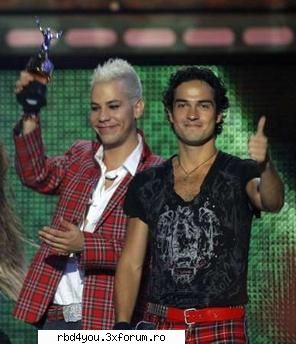 Chris y Poncho - anahi_rebelde - traume