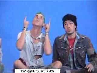 Chris y Poncho - anahi_rebelde - traume