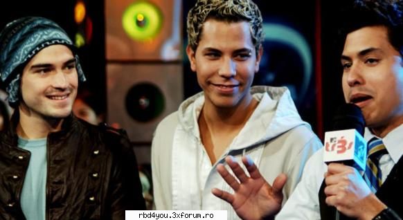 Chris y Poncho - anahi_rebelde - traume
