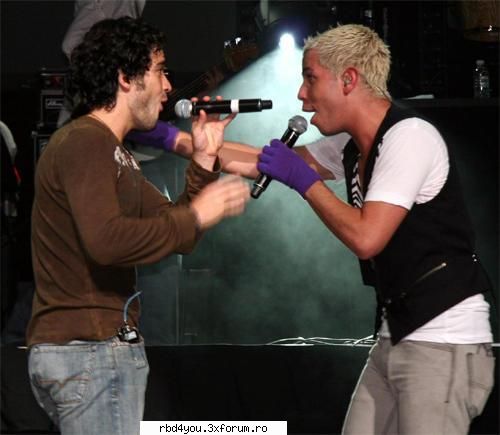 Chris y Poncho - anahi_rebelde - traume