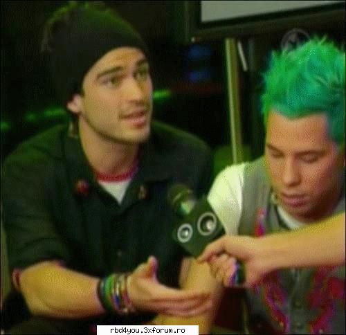 Chris y Poncho - anahi_rebelde - traume