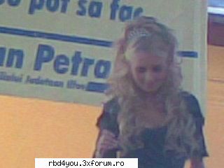 DJ Rynno si Sylvia - uitati cateva poze q ea d la spectacol..scz pt - muzik