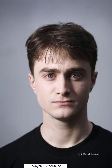 Daniel Radcliffe - micul harry potter sa facut baiat mare - AcToRi SI AcTriTzE