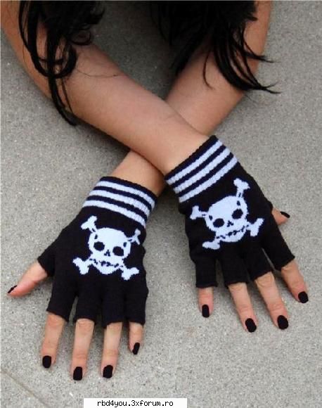 ..::EmO::.. - asta e adorabila - about u...just u..because you're unik