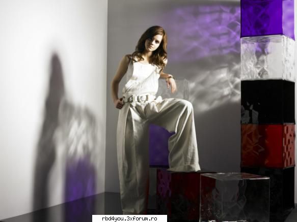 Emma Watson - hilary_vondy - AcToRi SI AcTriTzE
