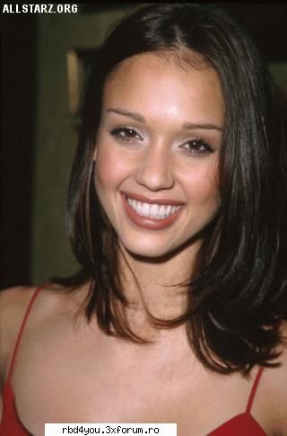 Jessica Alba - nush dc dar ni se pare ca seamana un pik cu - AcToRi SI AcTriTzE