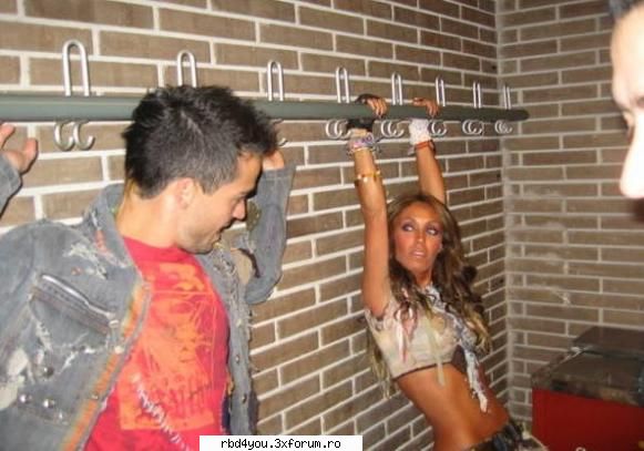 ...................:POZE:............... - Admina - Anahi