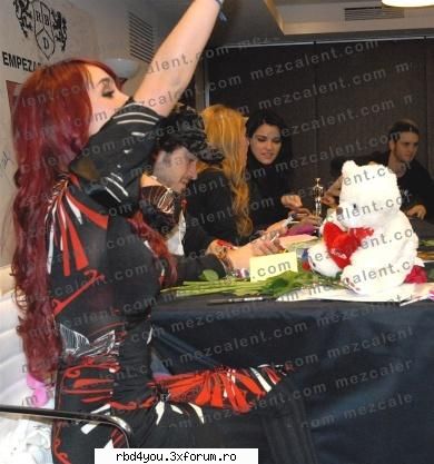 ............:::::::::::::POZE::::::::::::................. - hilary_vondy - Dulce