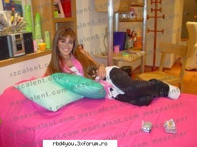 ...................:POZE:............... - anahi_rebelde - Anahi