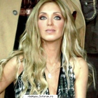 ...................:POZE:............... - hilary_vondy - Anahi