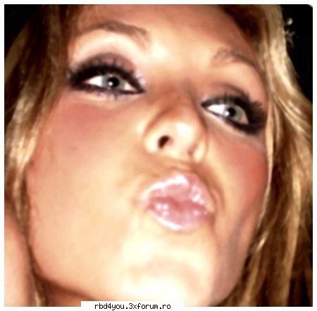 ...................:POZE:............... - hilary_vondy - Anahi