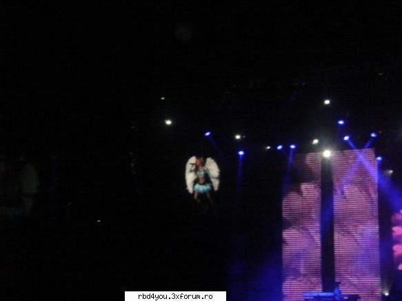 ...................:POZE:............... - hilary_vondy - Anahi