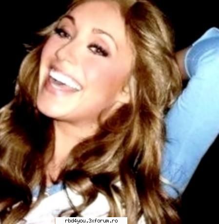 ...................:POZE:............... - hilary_vondy - Anahi