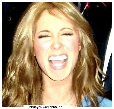 ...................:POZE:............... - hilary_vondy - Anahi