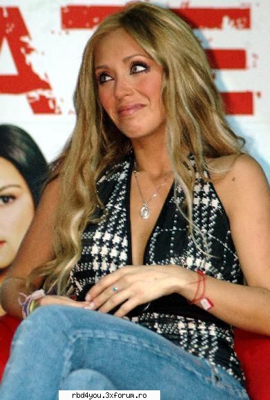 ...................:POZE:............... - Admina - Anahi
