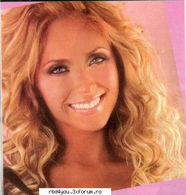 ...................:POZE:............... - mai marfa ii statea blonda - Anahi