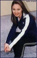 ...................:POZE:............... - ce schimbata era knd era mai mik - Anahi