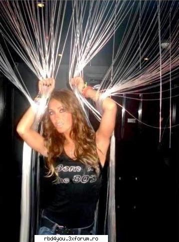 ...................:POZE:............... - hilary_vondy - Anahi