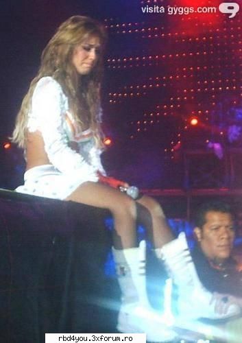 ...................:POZE:............... - hilary_vondy - Anahi