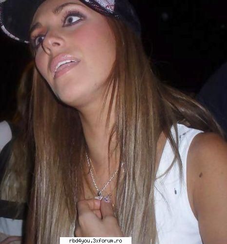 ...................:POZE:............... - hilary_vondy - Anahi