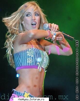 ...................:POZE:............... - hilary_vondy - Anahi