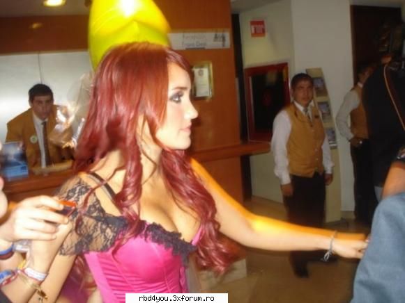 ............:::::::::::::POZE::::::::::::................. - hilary_vondy - Dulce