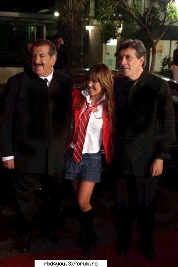 ...................:POZE:............... - dulce_cool_girl - Anahi