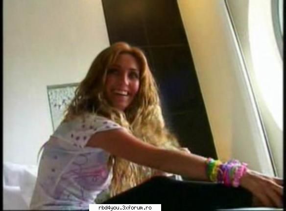 ...................:POZE:............... - anahi_rebelde - Anahi