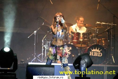 ...................:POZE:............... - anahi_rebelde - Anahi