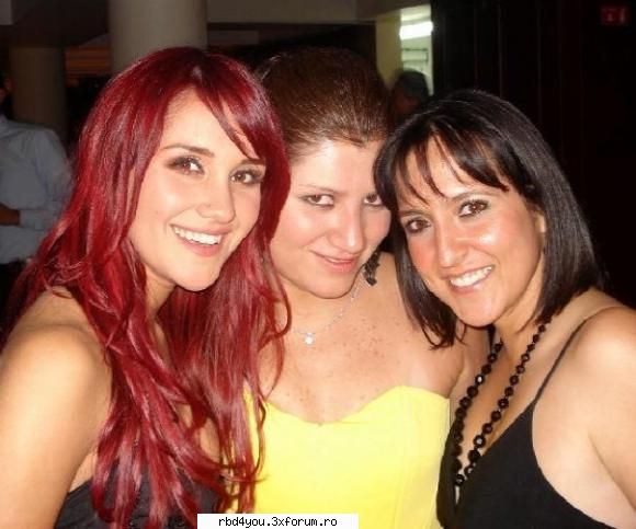 ............:::::::::::::POZE::::::::::::................. - anahi_rebelde - Dulce