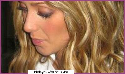 ...................:POZE:............... - hilary_vondy - Anahi