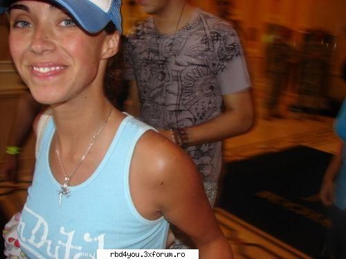 ...................:POZE:............... - hilary_vondy - Anahi