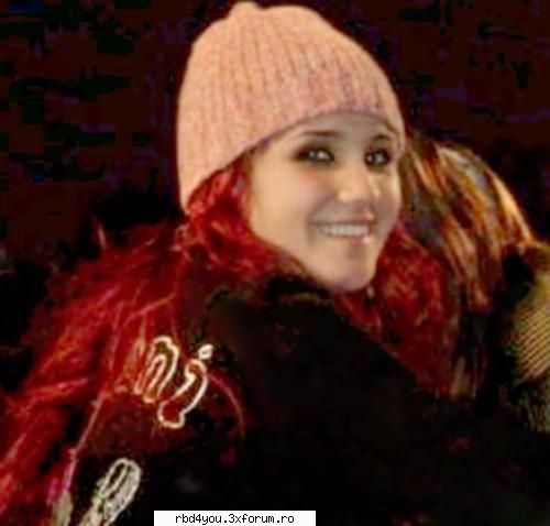 ............:::::::::::::POZE::::::::::::................. - hilary_vondy - Dulce