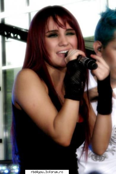 ............:::::::::::::POZE::::::::::::................. - hilary_vondy - Dulce