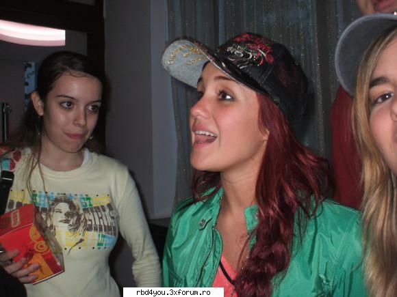 ............:::::::::::::POZE::::::::::::................. - hilary_vondy - Dulce
