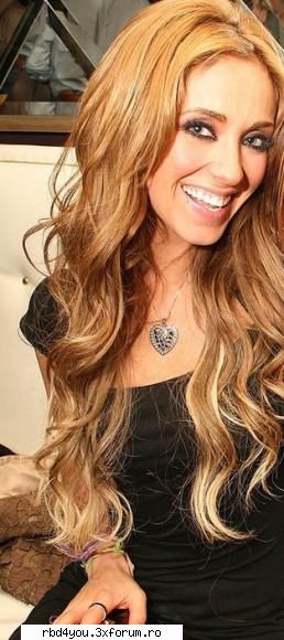 ...................:POZE:............... - dul_my_idolo - Anahi